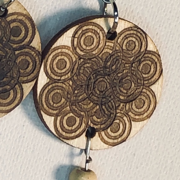 {Pyrography Earrings} 🔥 - Picture 4 of 5